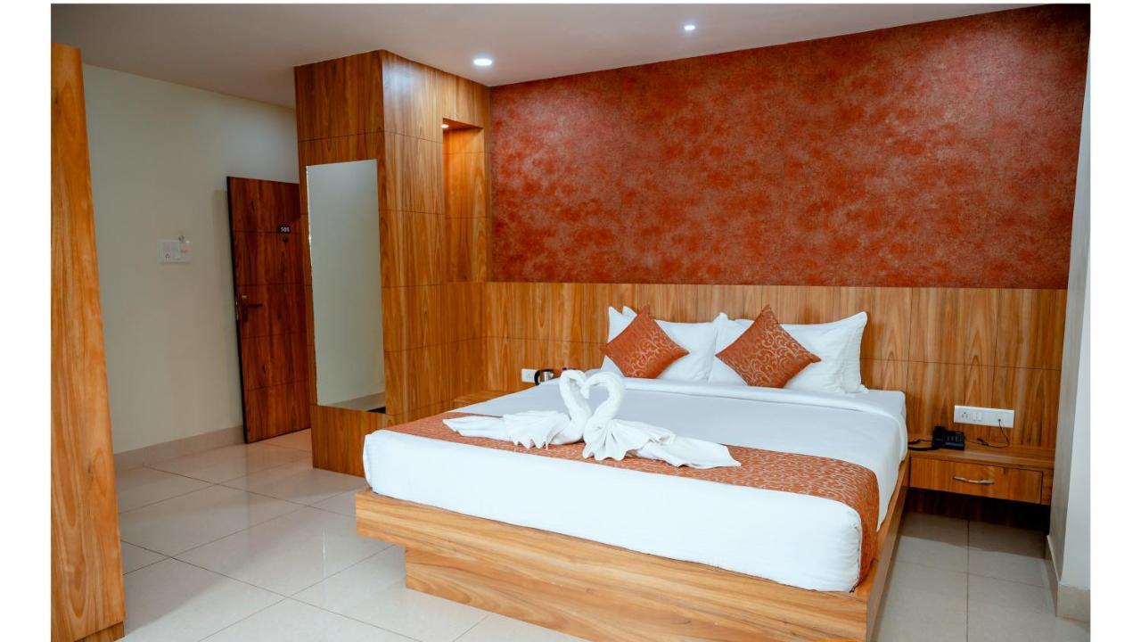 Hotel Dc Star Tarapith Bagian luar foto