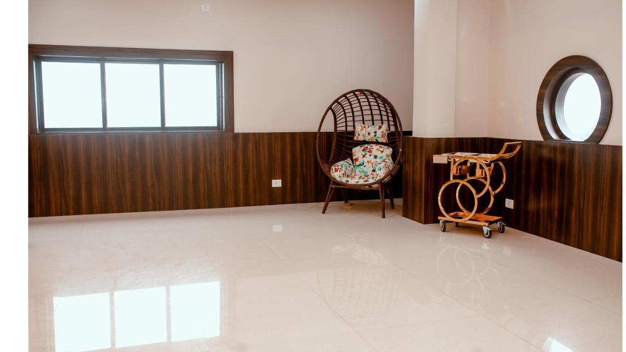 Hotel Dc Star Tarapith Bagian luar foto