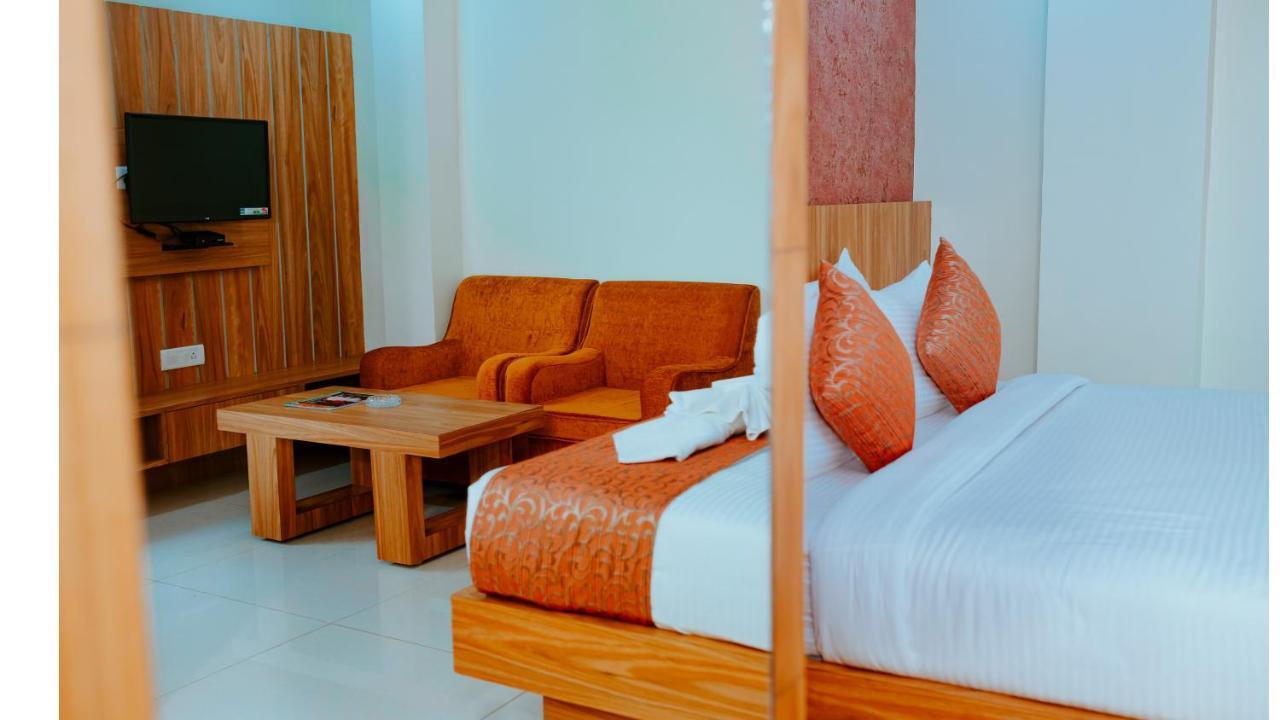 Hotel Dc Star Tarapith Bagian luar foto