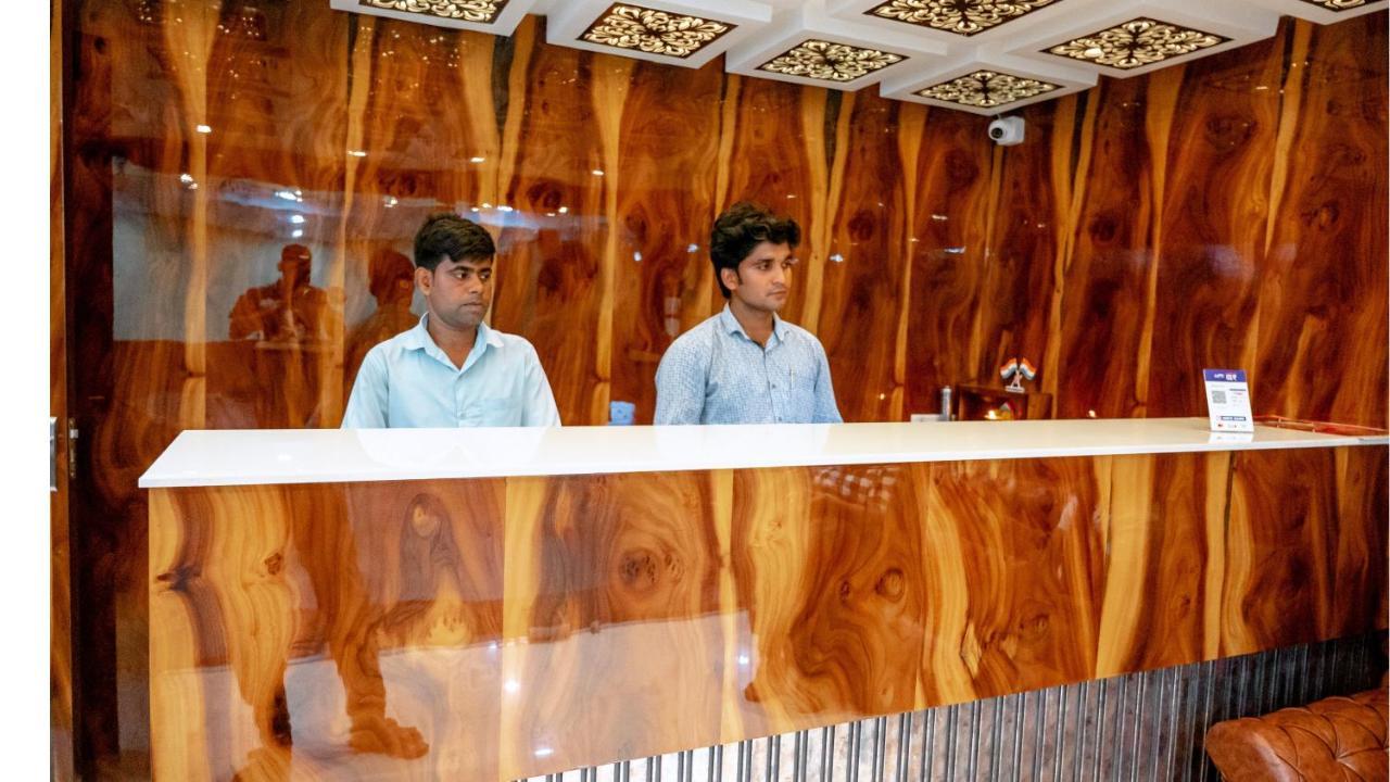 Hotel Dc Star Tarapith Bagian luar foto