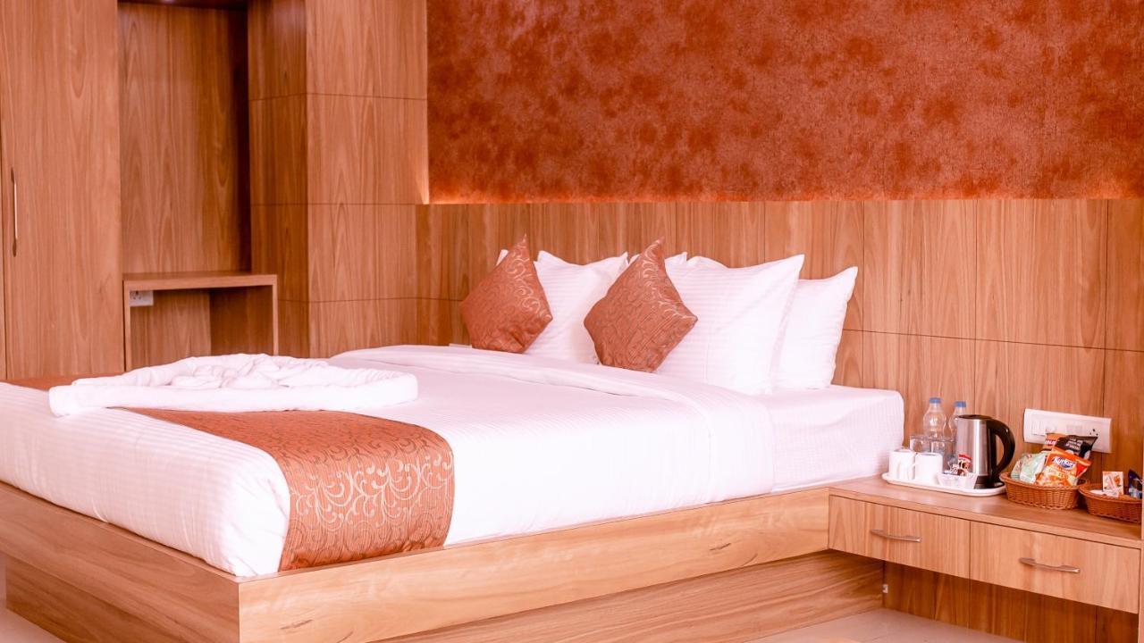 Hotel Dc Star Tarapith Bagian luar foto