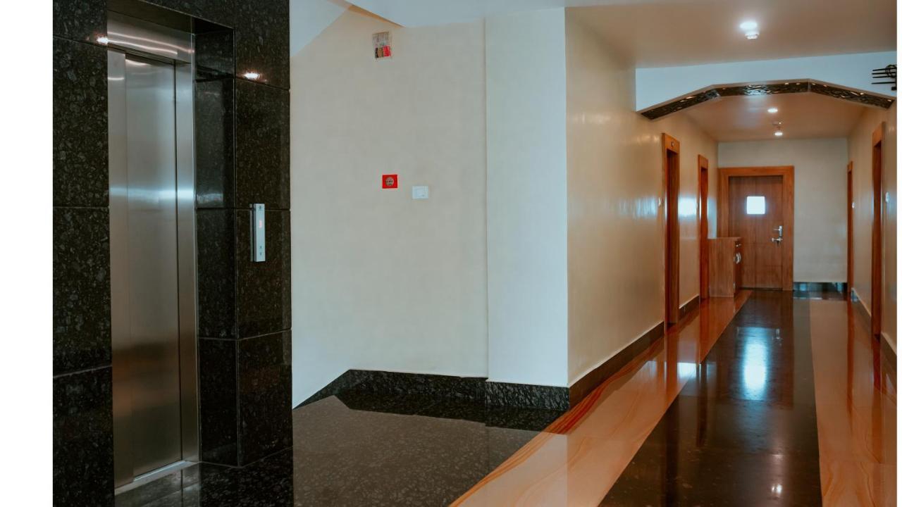 Hotel Dc Star Tarapith Bagian luar foto