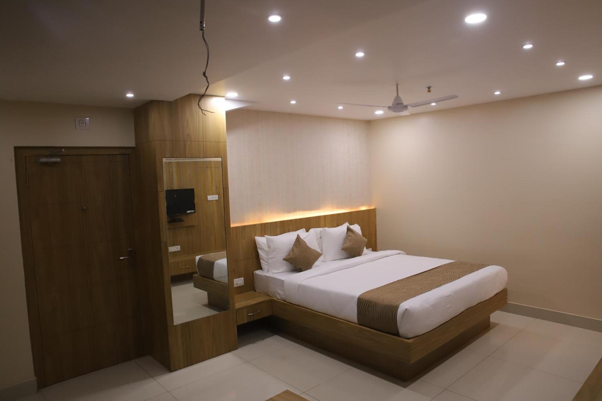 Hotel Dc Star Tarapith Bagian luar foto